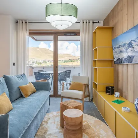 Solevivre Alpe D'huez - By Emerald