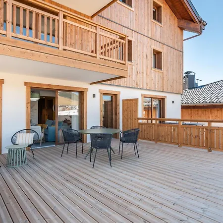 Solévivre Alpe D'huez - By Emerald Huez